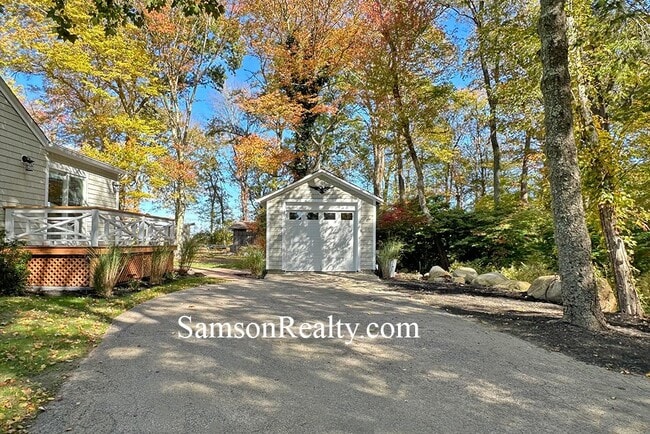 Building Photo - 45 S County Trail