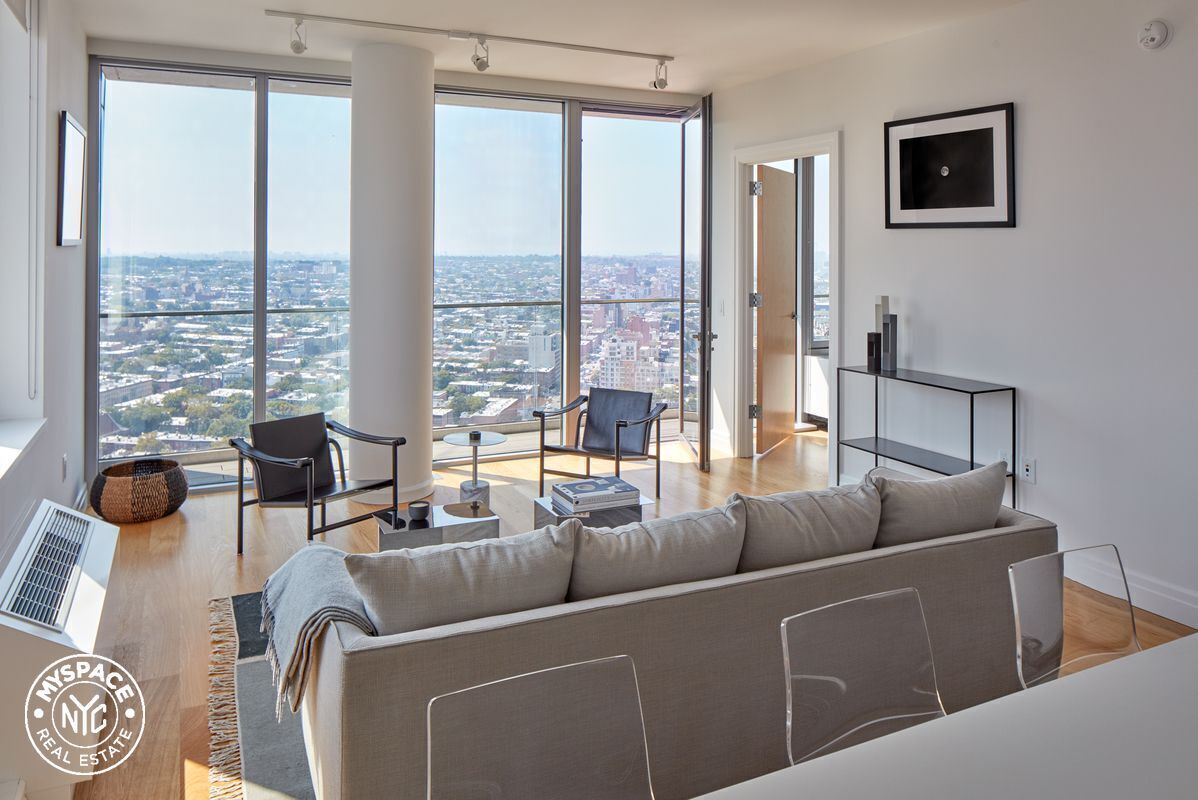 Foto principal - 300 Ashland Pl