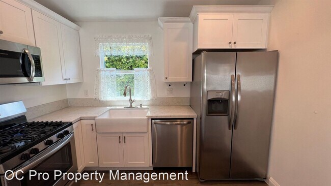 Foto del edificio - 2 br, 2 bath House - 916 E Rose Avenue