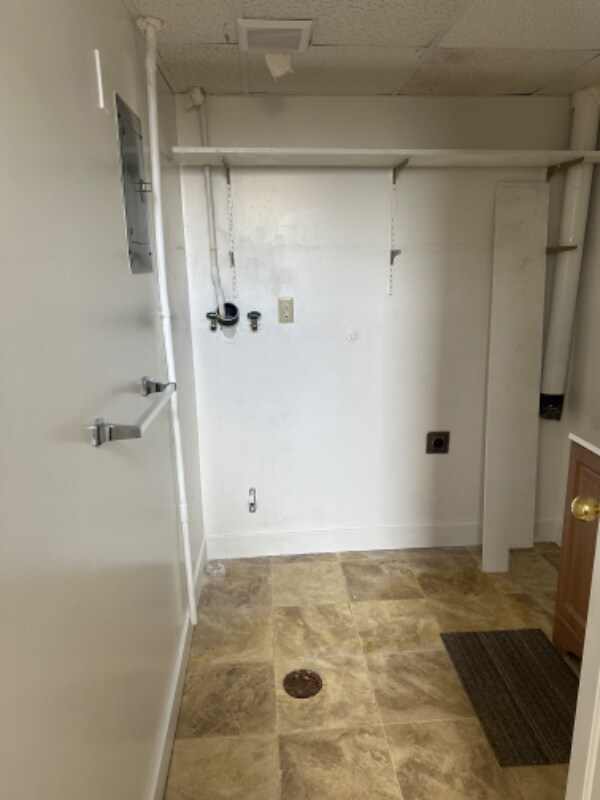 Building Photo - 655 E 7800 S