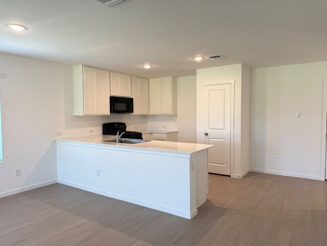 Foto del edificio - New construction 3 bedroom