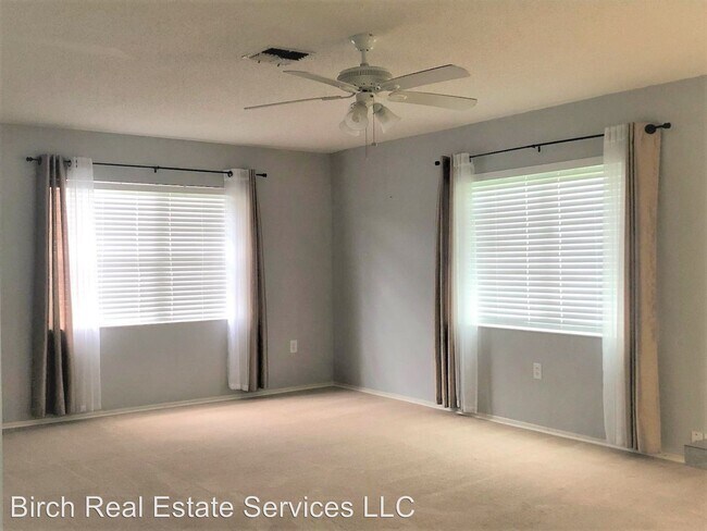 Foto del edificio - 2 br, 2 bath House - 9620 Lake Christina Lane