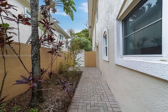 Building Photo - 3466 NW 17th Ter