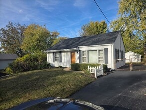 Building Photo - 301 Washington St