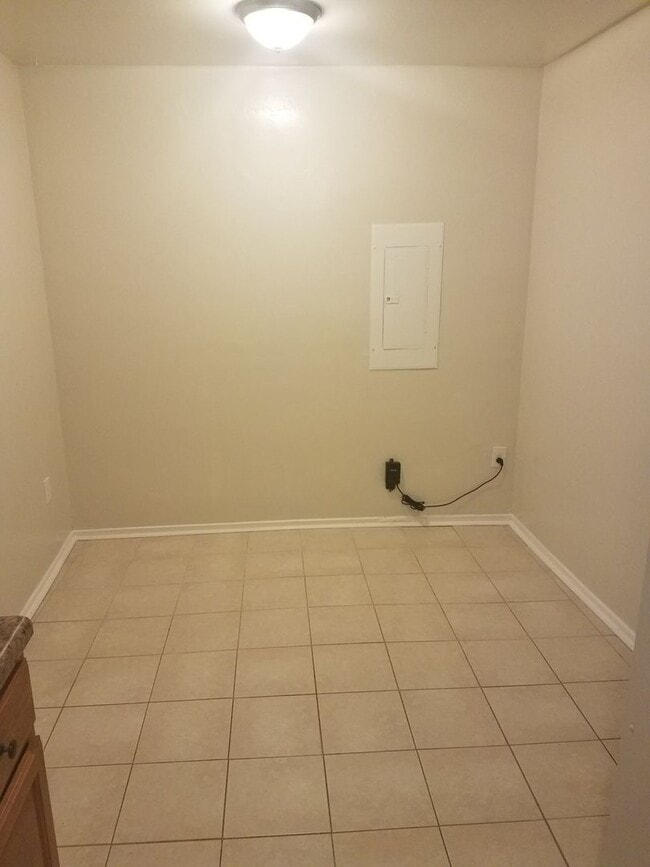 Foto del edificio - 5325 Bayside Rd