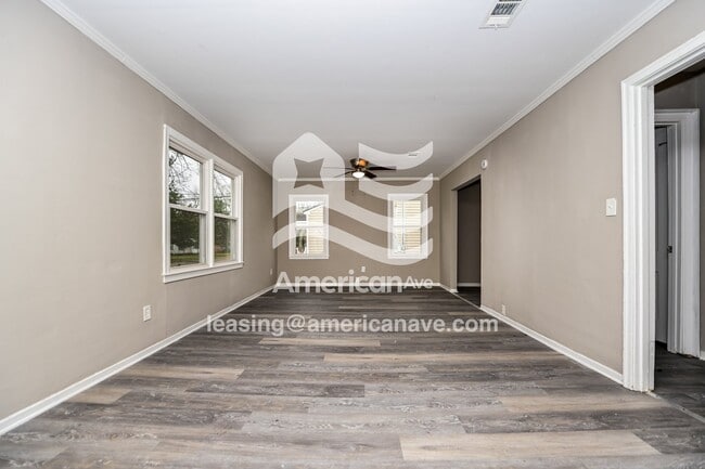 Building Photo - 415 Chamlee Dr