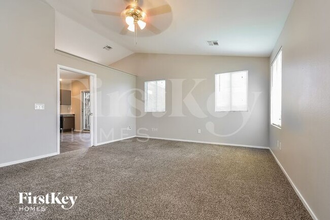Building Photo - 5506 Ramirez St