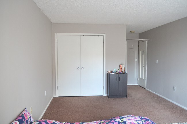 CLOSET/BEDROOM - 44 Strawberry Hill Ave