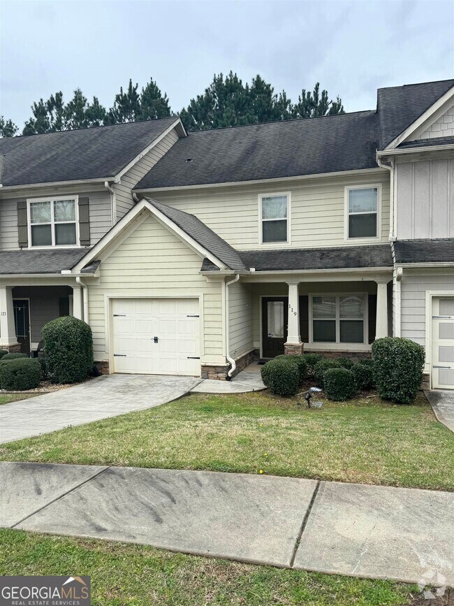 High Point Apartments for Rent with Parking Milledgeville, GA 1