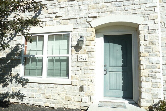 Building Photo - 5422_HOLLY_RIVER_AVE