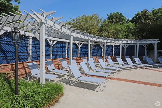 Foto del edificio - Addison Point