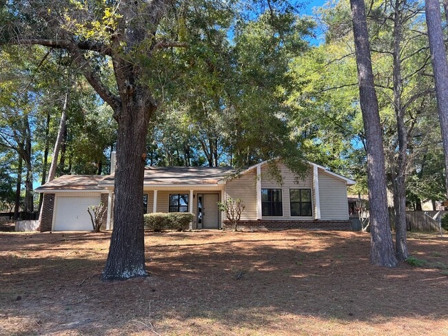 Foto del edificio - 303 Ridgeway Dr