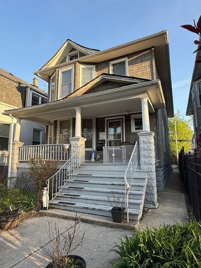 Foto del edificio - 4129 W School St