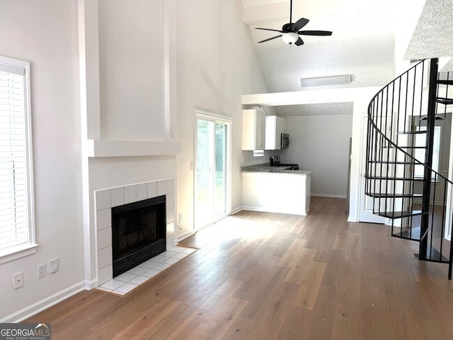 Building Photo - 2802 Pine Valley Way NW