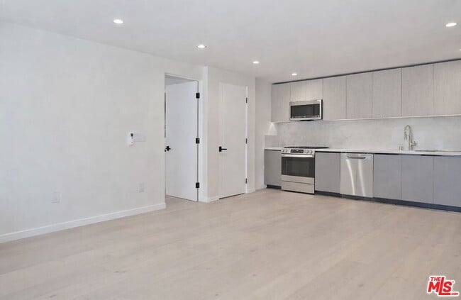 Building Photo - 8261 1st St