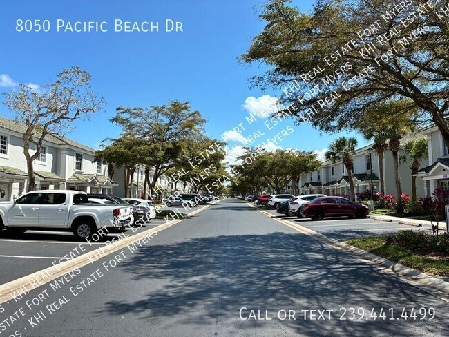 Foto del edificio - 8050 Pacific Beach Dr