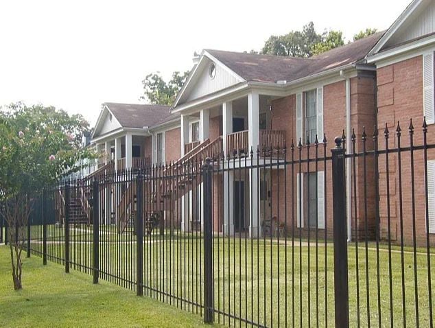 Primary Photo - 2275 Harrison St