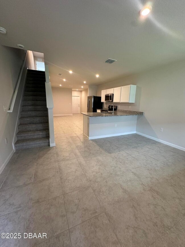 Building Photo - 2306 Incandescent Wy