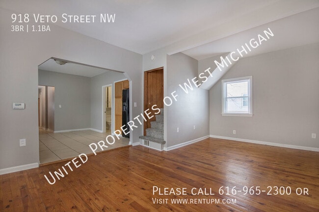 Building Photo - Tours Estimated to Begin 11/22 | 3 Bedroom...