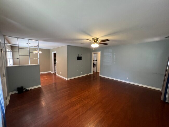Building Photo - 1615 Jackson Rd