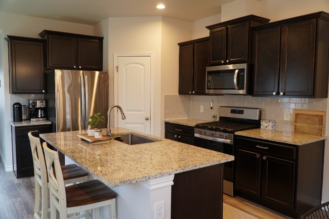 Foto del edificio - 7626 Rustler Ln