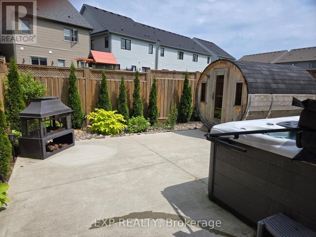 Building Photo - 117 Delphi Ct