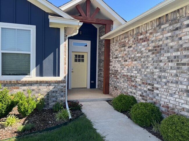 Foto del edificio - 509 NW 183rd St