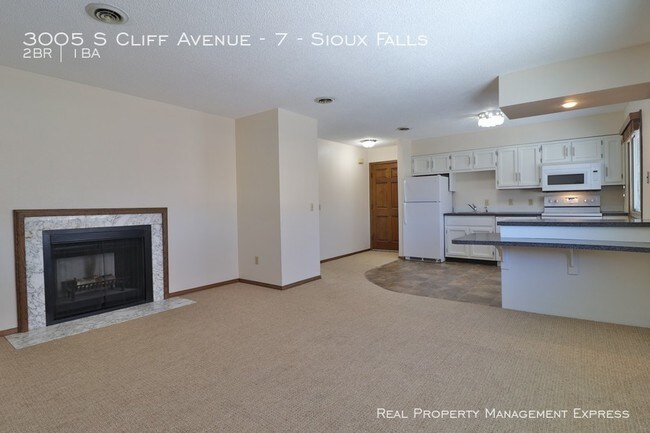 Foto del edificio - 3005 S Cliff Ave