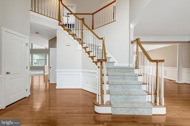 Building Photo - 15053 Doral Pl