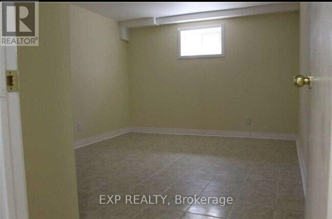 Building Photo - 17 Gable Dr