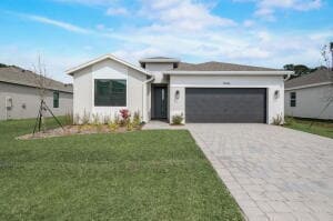 Building Photo - 5946 SE Sky Blue Cir