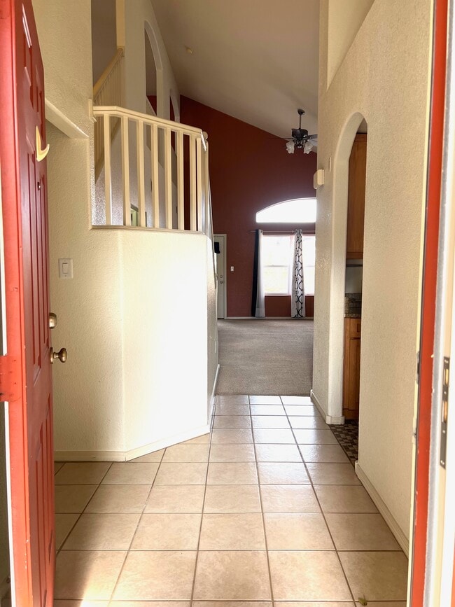 Building Photo - 7419 Desert Eagle Rd NE