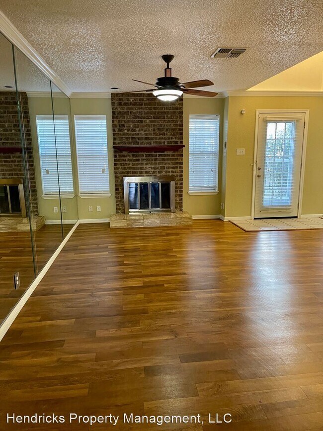 Building Photo - 3 br, 2.5 bath House - 16601 Turkey Point St