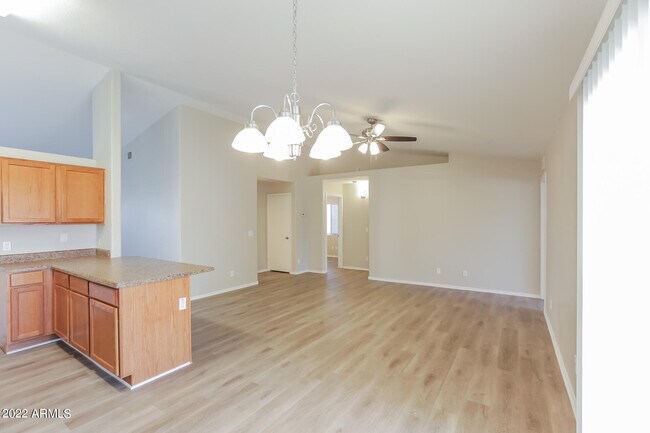 Foto del edificio - 2839 W Chanute Pass
