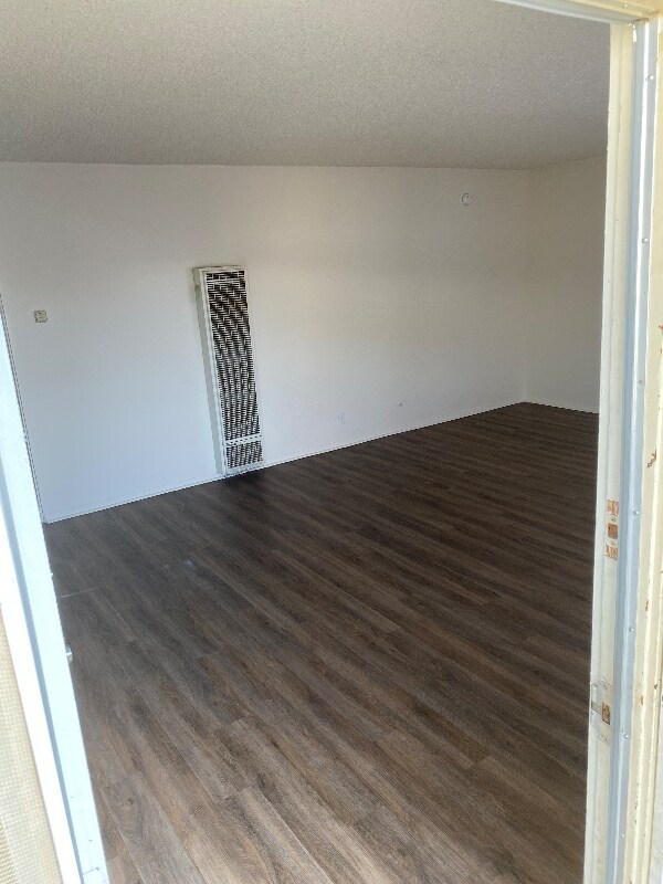 Foto del edificio - 38521 5th St E