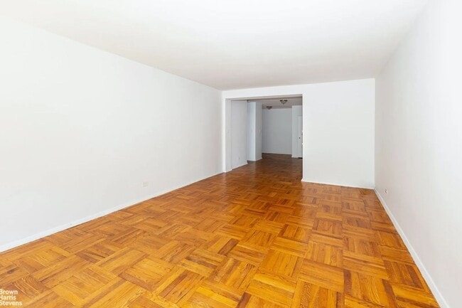 Building Photo - Cozy  1 Bedroom 1 Bathroom