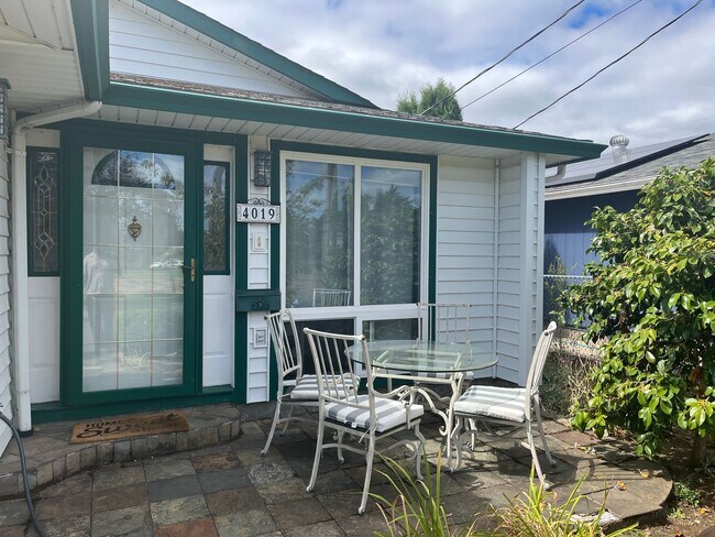 Foto del edificio - 4019 SE 66th Ave