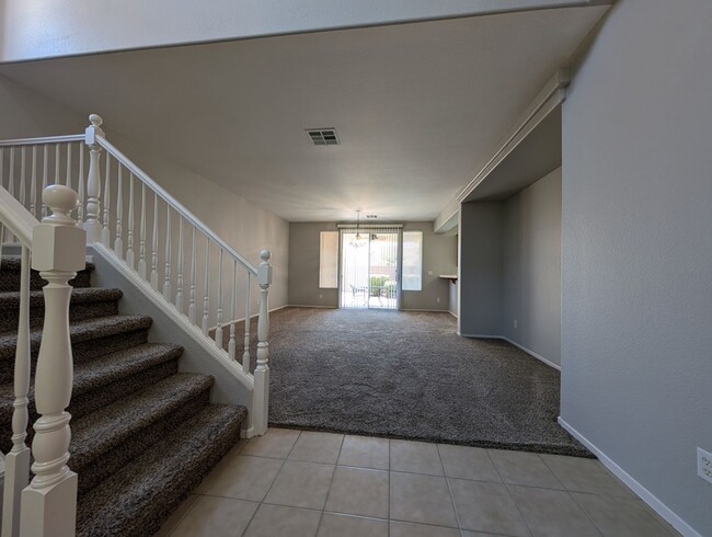 Building Photo - 2 STORY, 4 BEDROOM HOME FOR RENT IN WEST L...
