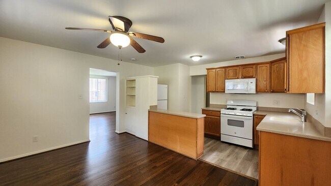 Foto del edificio - Arlington 3 Level Rowhouse