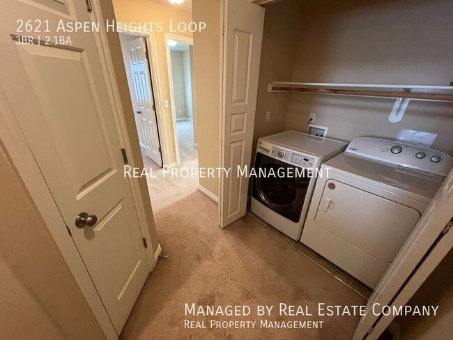 Building Photo - 2621 Aspen Heights Loop