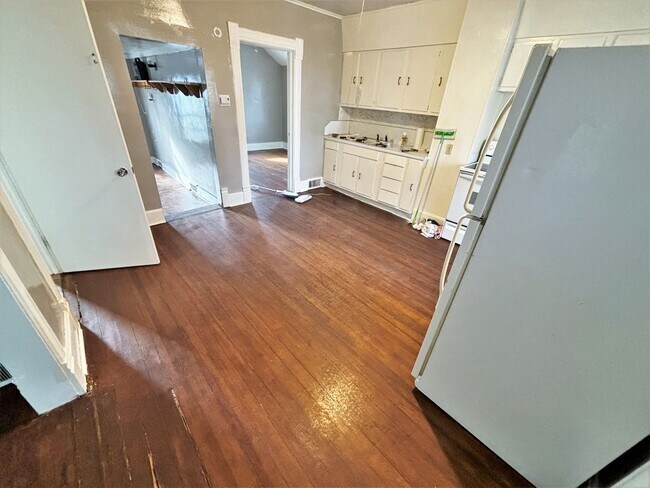 Foto del edificio - 735 S Wisconsin- 5 bedroom, 2 bathroom house