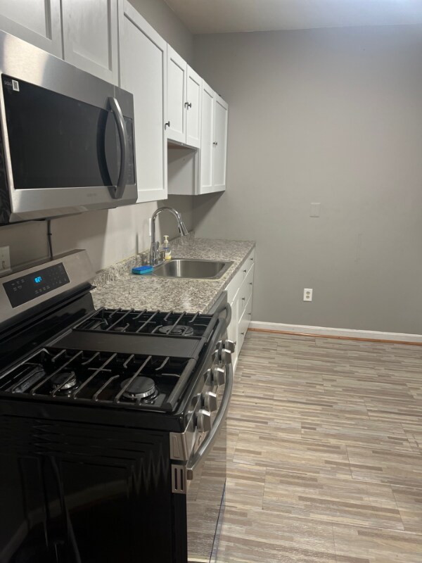 Primary Photo - 3001 Clifton Ave