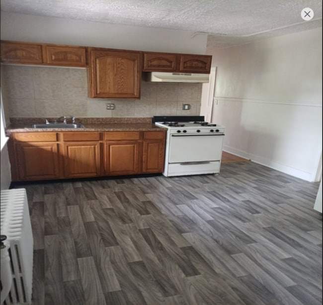 Building Photo - 1154 NY-32