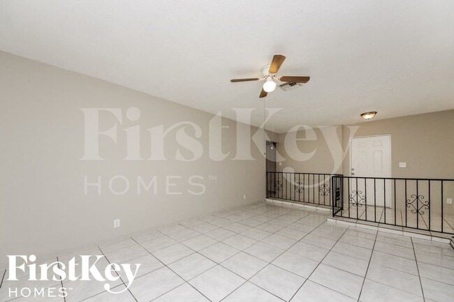 Building Photo - 2220 NW 44th Ave