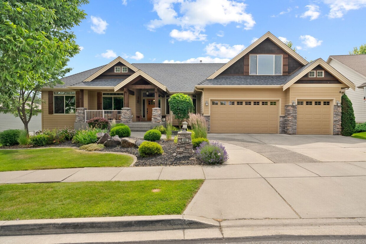 Foto principal - 1402 N Brook Terrace St