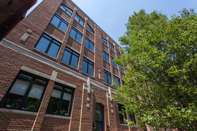 Building Photo - 2708 N Lehmann Ct