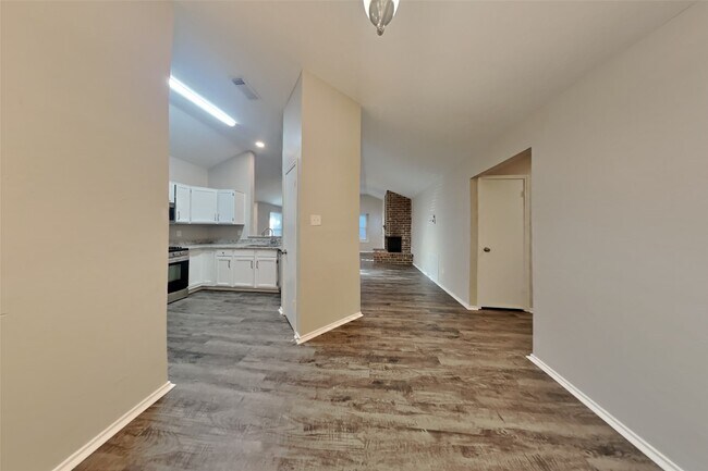 Foto del edificio - 1511 Miller Ave