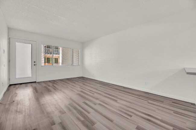 Building Photo - 4301 N 24th St