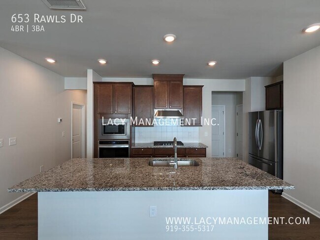 Building Photo - 653 Rawls Dr