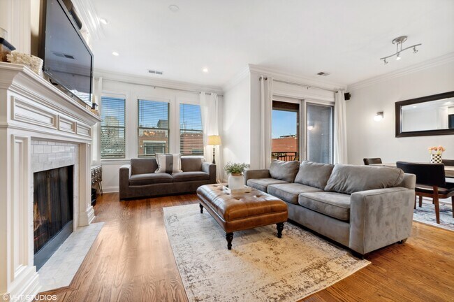 Foto del edificio - 2516 N Halsted St